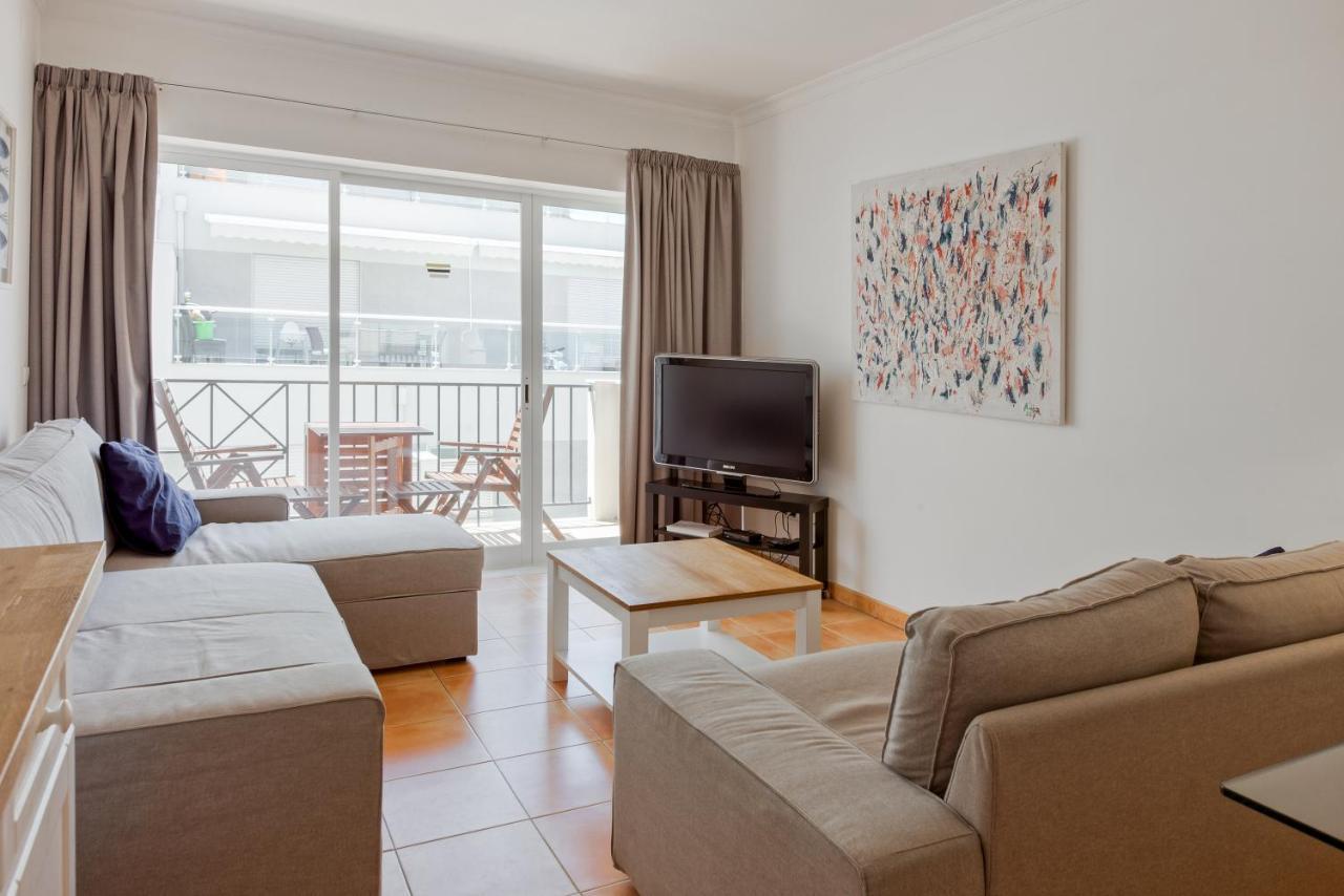 Monte Gordo Beach Flat With Balcony Екстер'єр фото