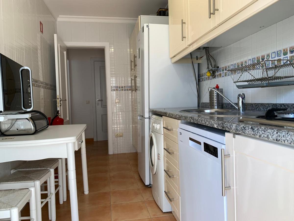 Monte Gordo Beach Flat With Balcony Екстер'єр фото